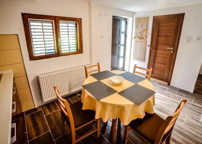 Ng Tornik * 兹拉蒂博尔